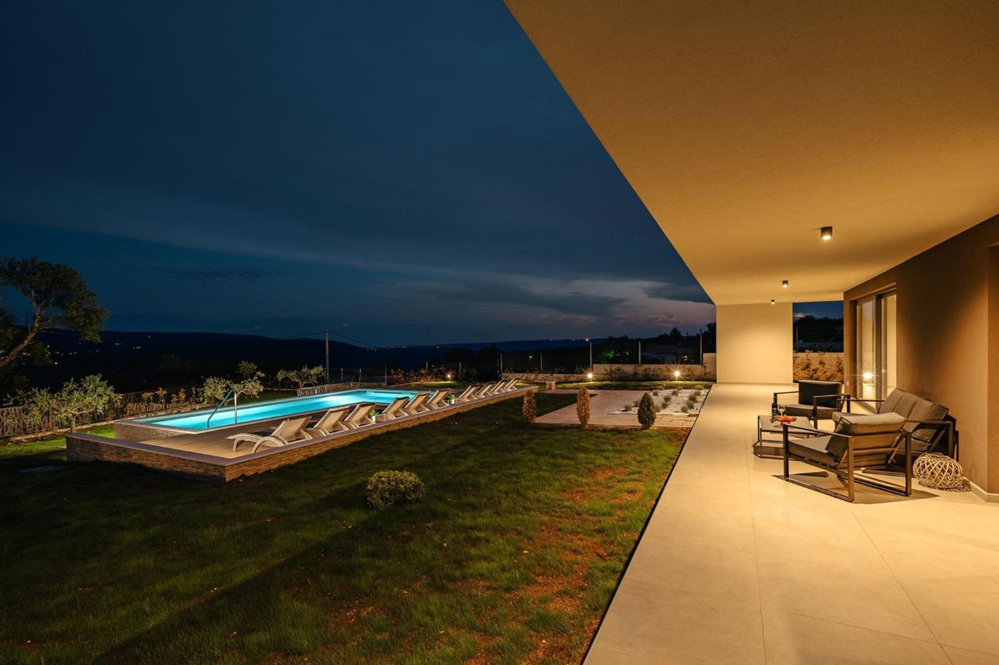 Villa De La Vie With Heated Swimming Pool Rasa Ngoại thất bức ảnh