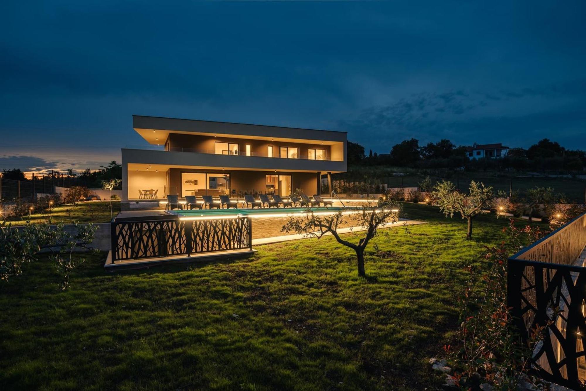 Villa De La Vie With Heated Swimming Pool Rasa Ngoại thất bức ảnh