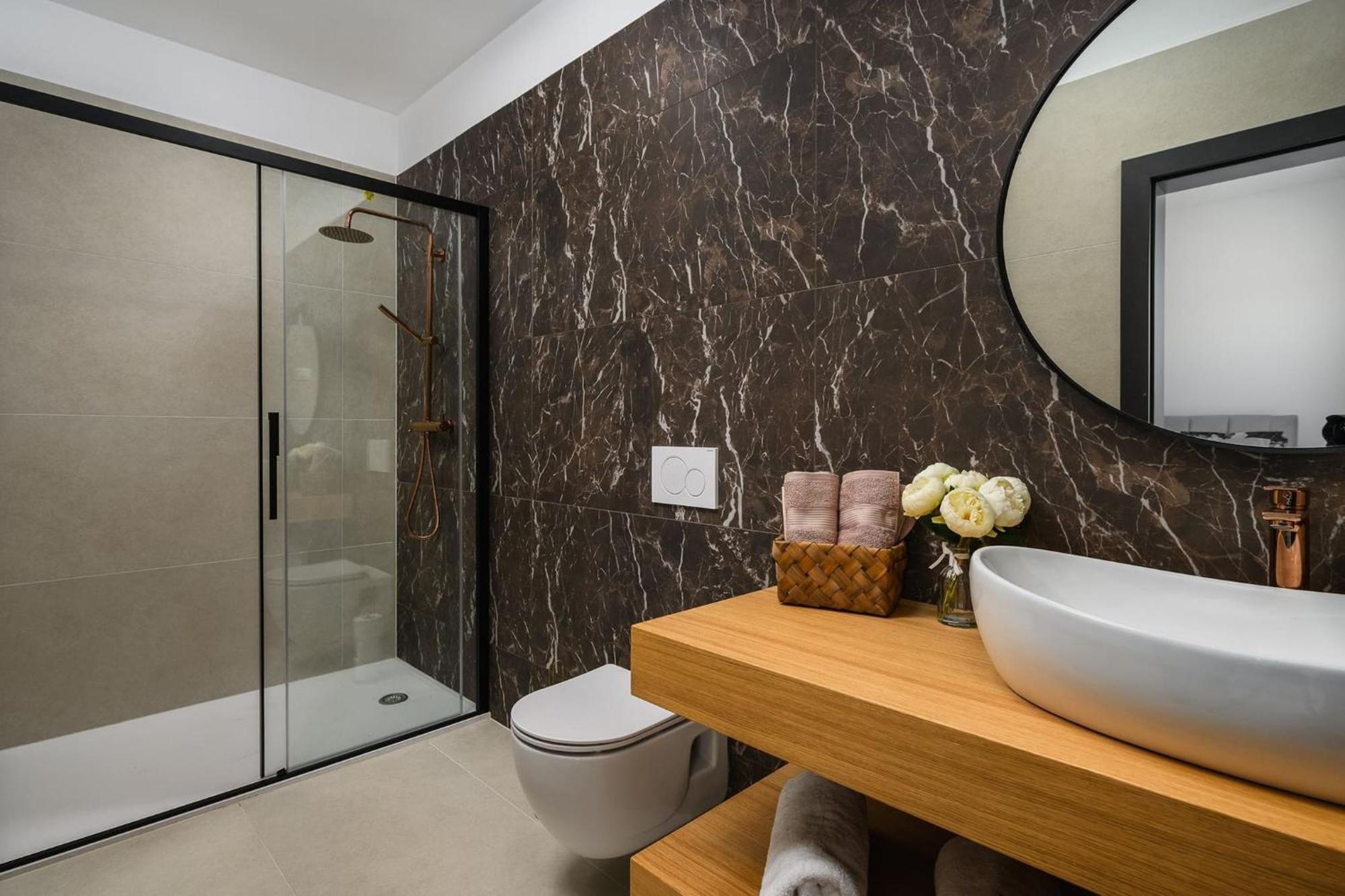 Villa De La Vie With Heated Swimming Pool Rasa Ngoại thất bức ảnh