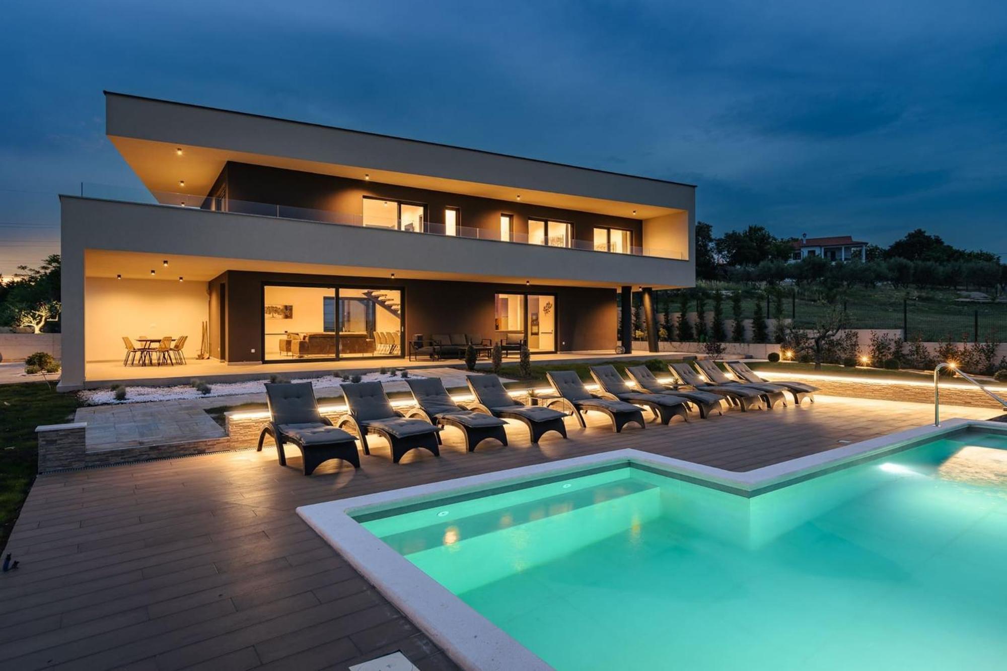Villa De La Vie With Heated Swimming Pool Rasa Ngoại thất bức ảnh